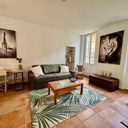 Appartements Climatises - Vieil アンティーブ エクステリア 写真