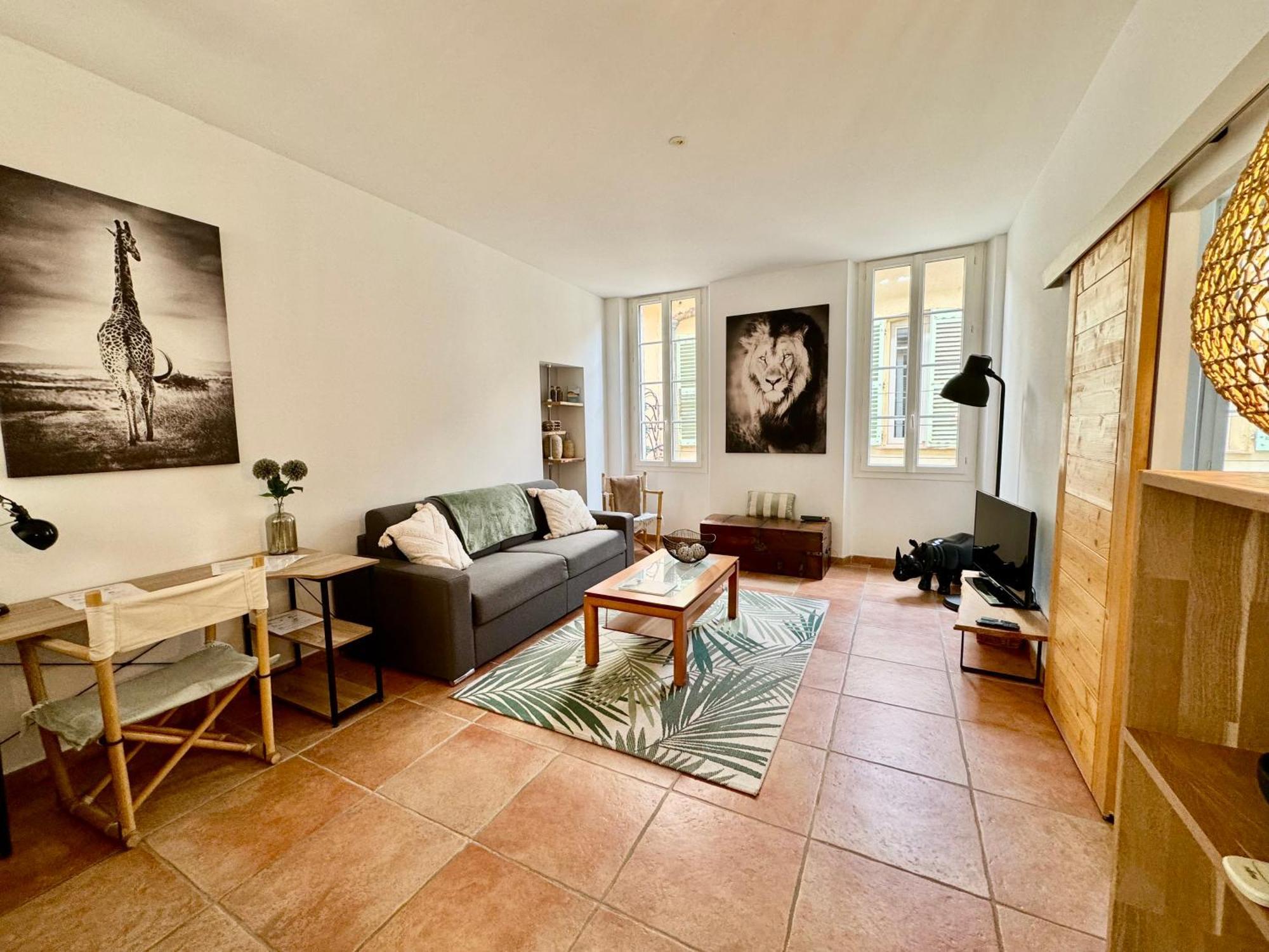 Appartements Climatises - Vieil アンティーブ エクステリア 写真