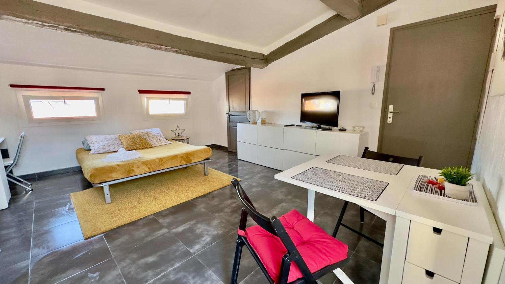Appartements Climatises - Vieil アンティーブ エクステリア 写真