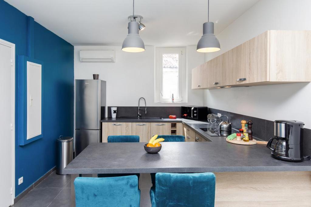 Appartements Climatises - Vieil アンティーブ エクステリア 写真