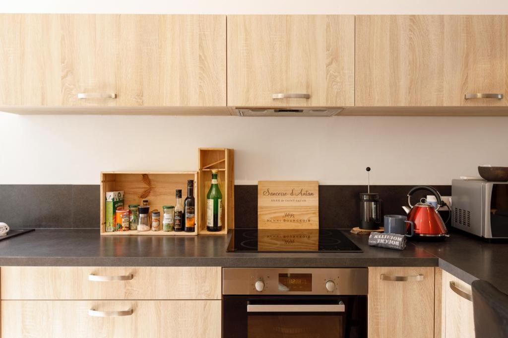 Appartements Climatises - Vieil アンティーブ エクステリア 写真